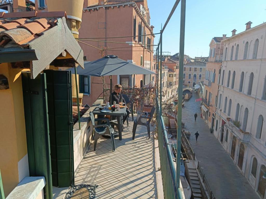 Residenza De L'Osmarin Suites Венеция Экстерьер фото