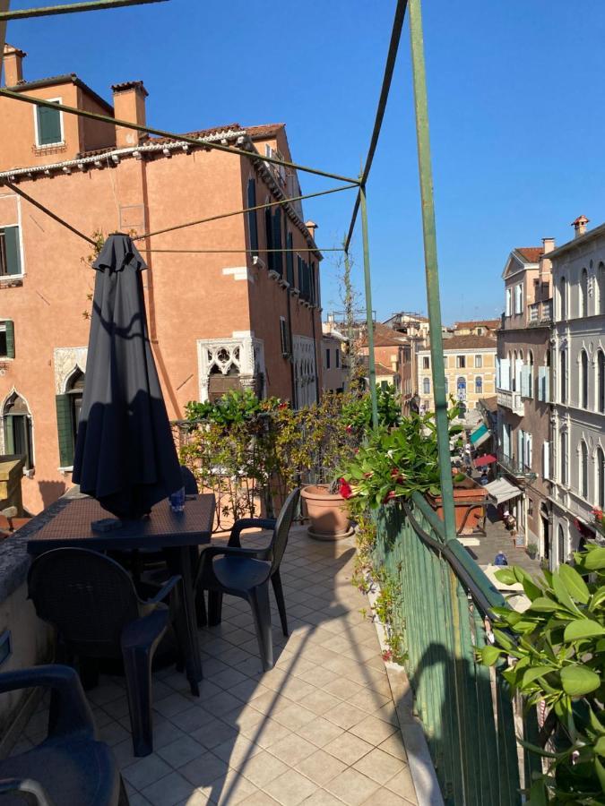 Residenza De L'Osmarin Suites Венеция Экстерьер фото