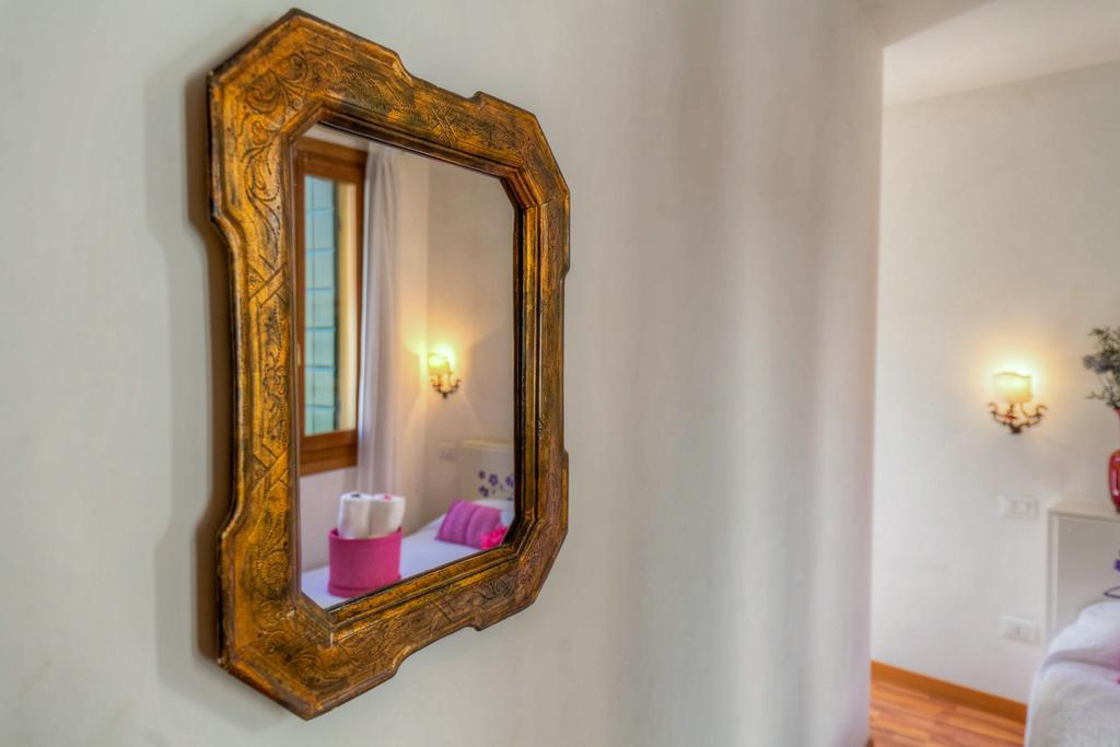 Residenza De L'Osmarin Suites Венеция Экстерьер фото