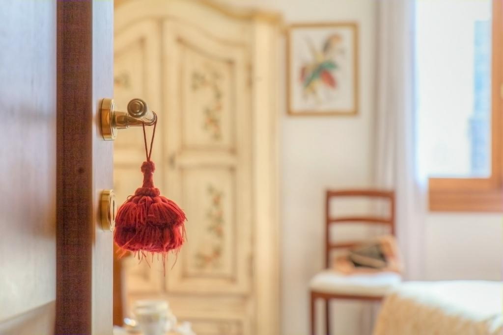 Residenza De L'Osmarin Suites Венеция Экстерьер фото
